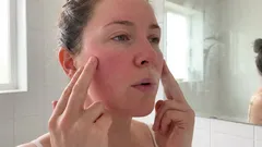 Obiettivo: distendere le rughe del viso — dedicare 6 minuti alla ginnastica cinese per il viso