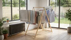  Dove e come asciugare il bucato in appartamento: consigli per chi non ha l'asciugatrice